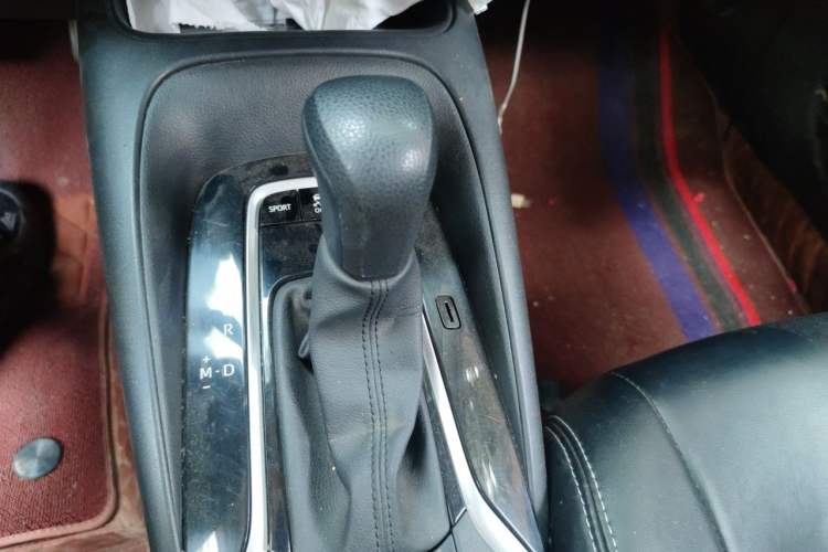 Used Toyota Corolla 2019 1.2T S-CVT GL Pioneer Edition Gear Lever