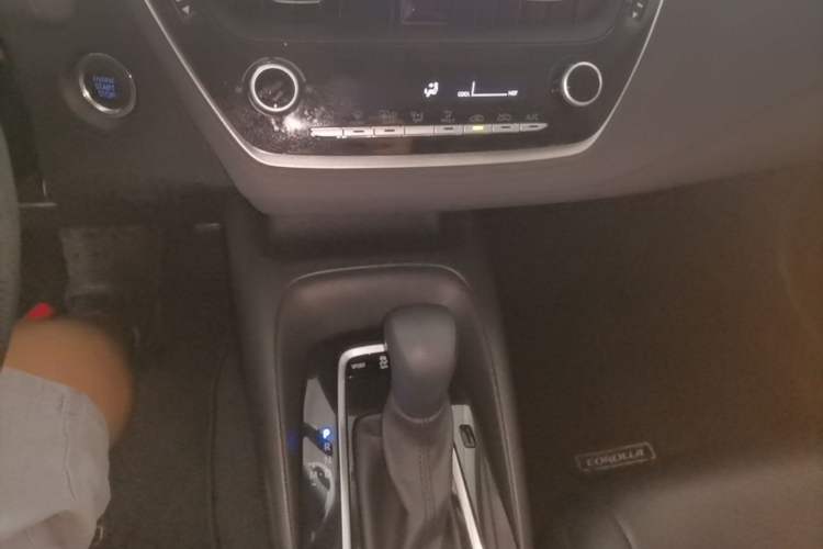 Used Toyota Corolla 2019 1.2T S-CVT GL-i Elite Edition Gear Lever