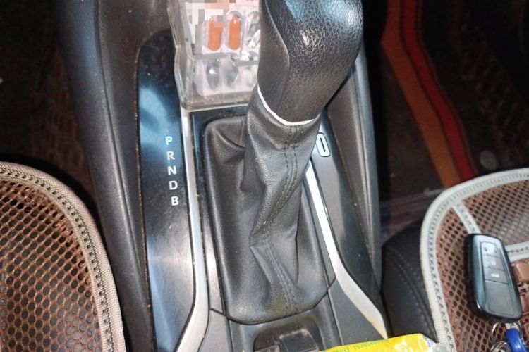 Used Toyota Corolla 2019 Dual-Engine 1.8L E-CVT GL-i Elite Edition Gear Lever