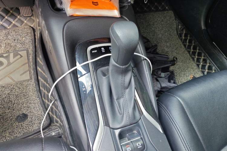 Used Toyota Corolla 2019 1.2T S-CVT GL-i Elite Edition Gear Lever