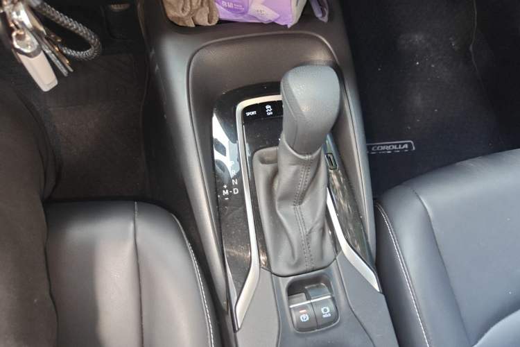 Used Toyota Corolla 2019 1.2T S-CVT GL Pioneer Edition Gear Lever