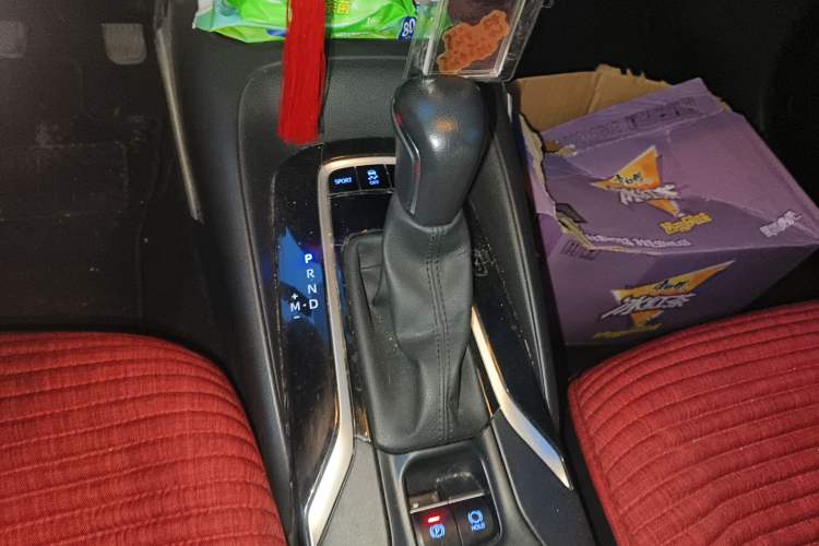 Used Toyota Corolla 2019 1.2T S-CVT GL-i Luxury Edition Gear Lever