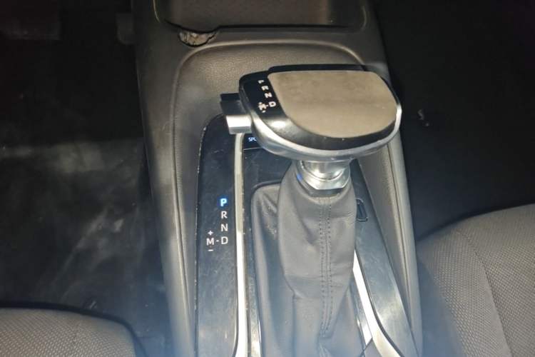 Used Toyota Corolla 2019 1.2T S-CVT GL Pioneer Edition Gear Lever