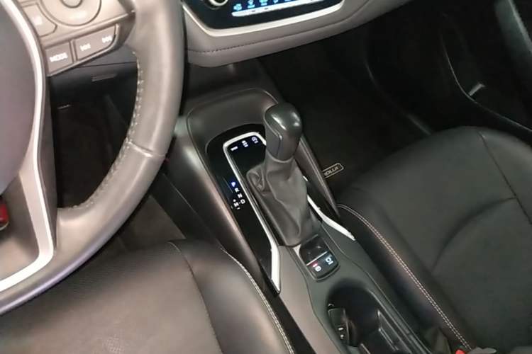 Used Toyota Corolla 2019 1.2T S-CVT GL-i Luxury Edition Gear Lever