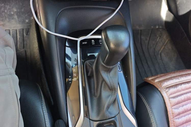 Used Toyota Corolla 2019 1.2T S-CVT GL-i Luxury Edition Gear Lever