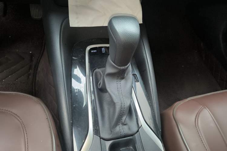 Used Toyota Corolla 2019 1.2T S-CVT GL-i Elite Edition Gear Lever