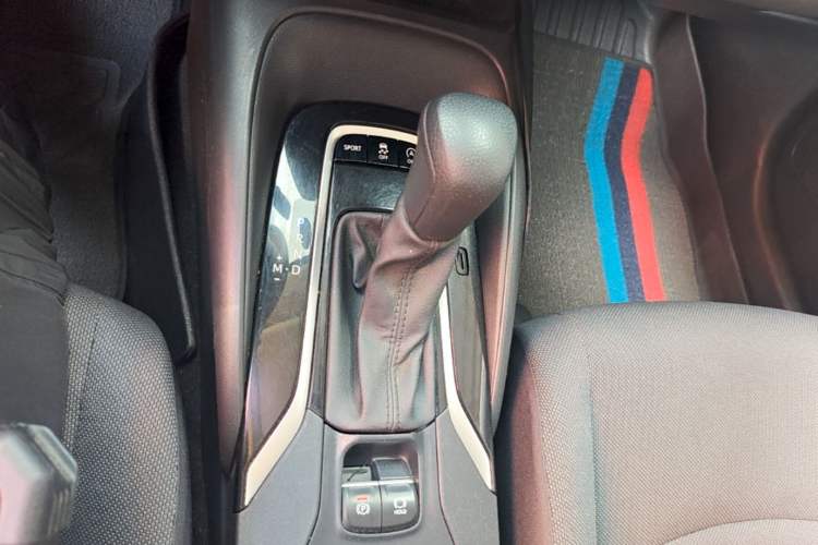 Used Toyota Corolla 2019 1.2T S-CVT GL-i Elite Edition Gear Lever