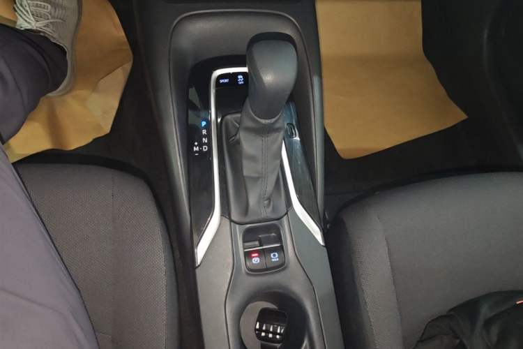 Used Toyota Corolla 2019 1.2T S-CVT GL Pioneer Edition Gear Lever