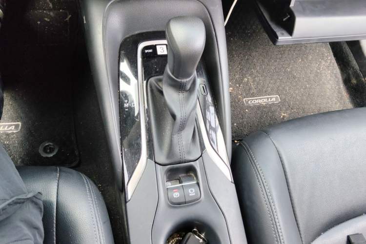 Used Toyota Corolla 2019 1.2T S-CVT GL-i Elite Edition Gear Lever