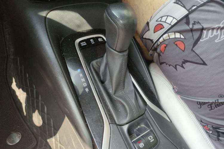 Used Toyota Corolla 2019 Dual-Engine 1.8L E-CVT GL-i Elite Edition Gear Lever