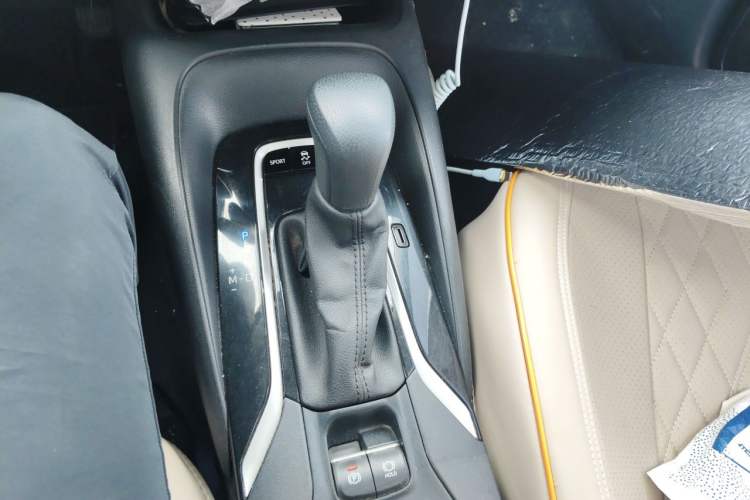 Used Toyota Corolla 2019 1.2T S-CVT GL-i Elite Edition Gear Lever
