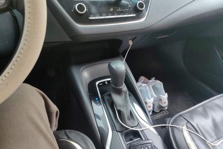 Used Toyota Corolla 2019 1.2T S-CVT GL-i Elite Edition Gear Lever