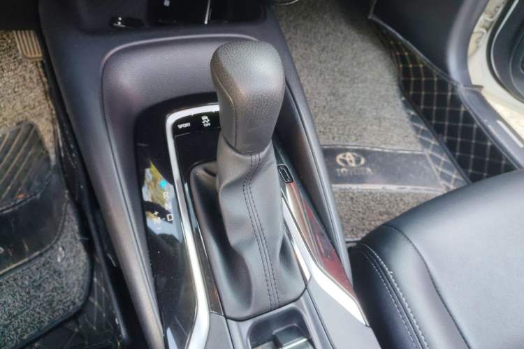 Used Toyota Corolla 2019 1.2T S-CVT GL-i Elite Edition Gear Lever