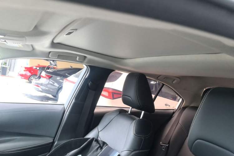Used Toyota Corolla 2019 1.2T S-CVT GL-i Luxury Edition Headliner