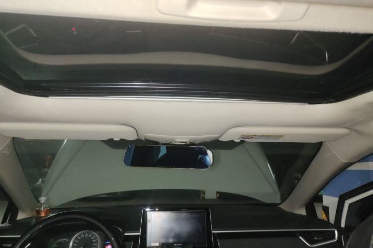 Used Toyota Corolla 2019 Dual-Engine 1.8L E-CVT GL-i Elite Edition Headliner
