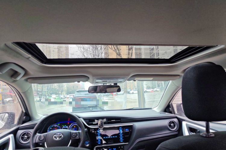 Used Toyota Corolla 2019 Dual-Engine 1.8L E-CVT GL-i Pioneer Edition Headliner
