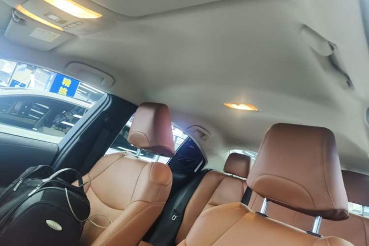 Used Toyota Corolla 2019 1.2T S-CVT GL Pioneer Edition Headliner