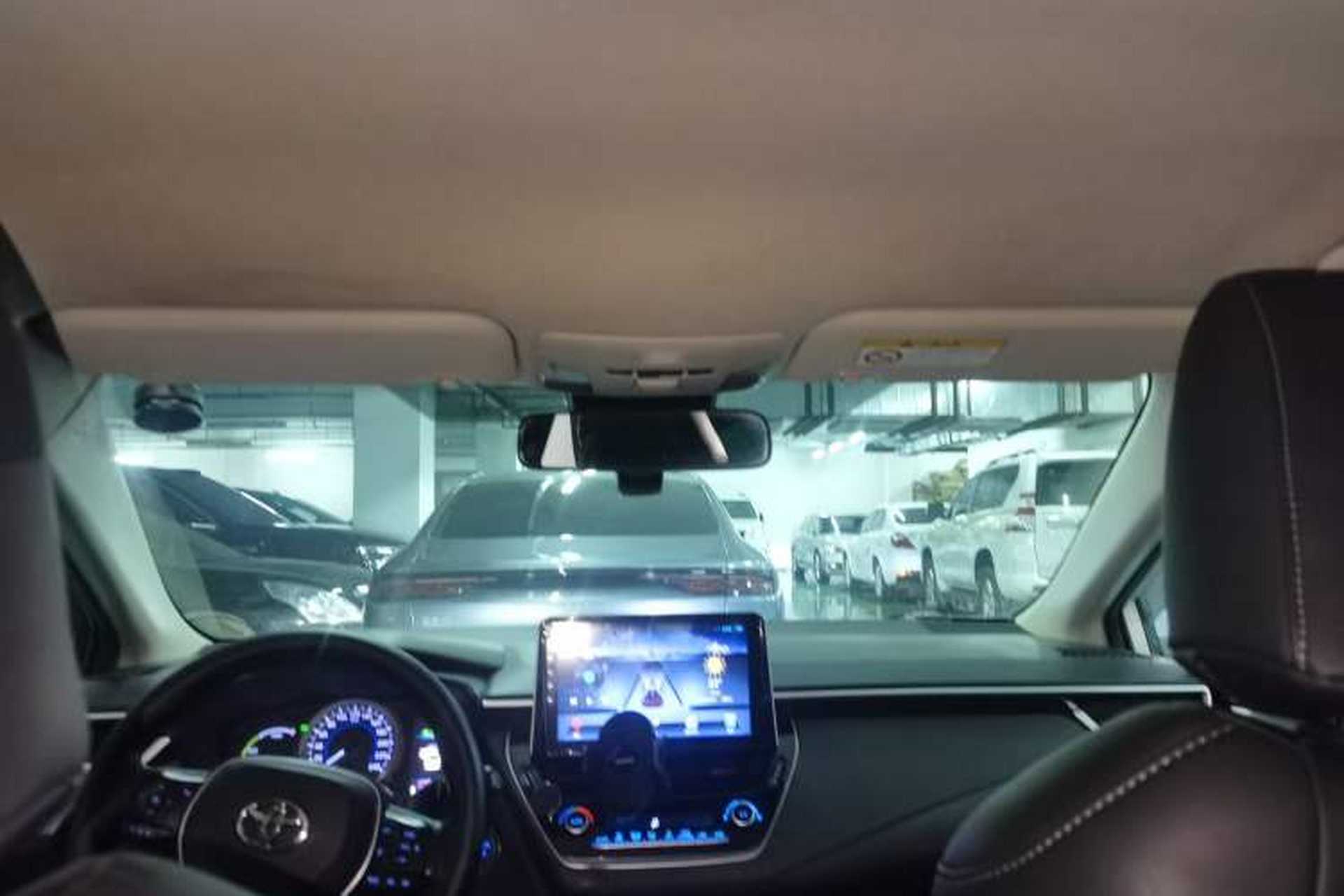 Used Toyota Corolla 2019 Dual-Engine 1.8L E-CVT GL-i Pioneer Edition Headliner