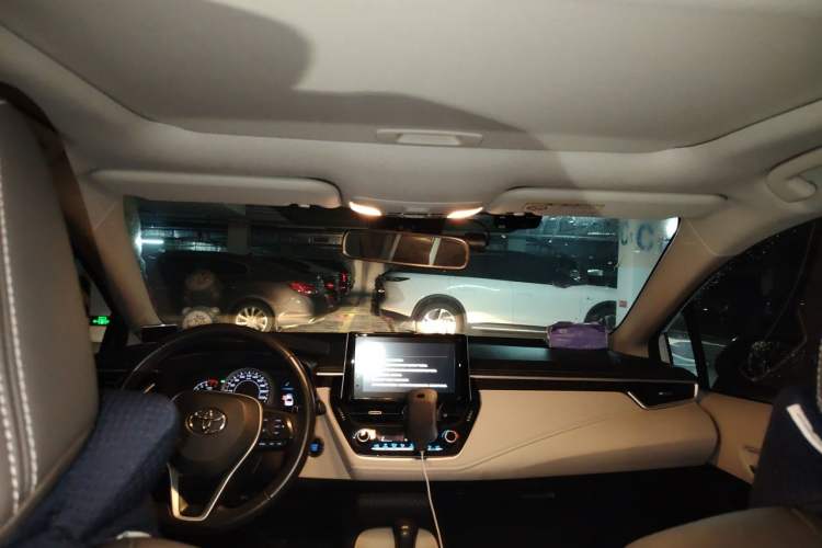 Used Toyota Corolla 2019 1.2T S-CVT GL-i Luxury Edition Headliner