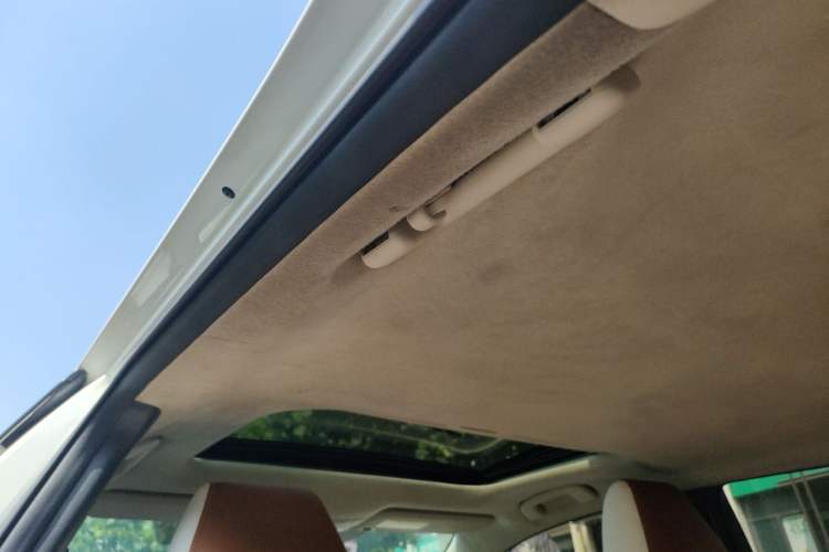 Used Toyota Corolla 2019 Dual-Engine 1.8L E-CVT GL-i Elite Edition Headliner