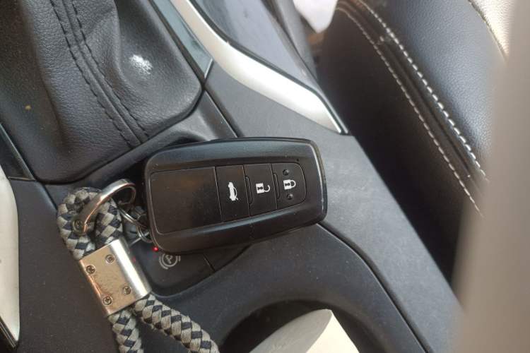 Used Toyota Corolla 2019 1.2T S-CVT GL-i Elite Edition Interior 1