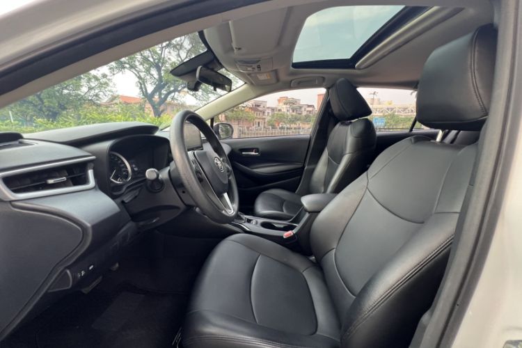 Used Toyota Corolla 2019 1.2T S-CVT GL-i Elite Edition Interior 1