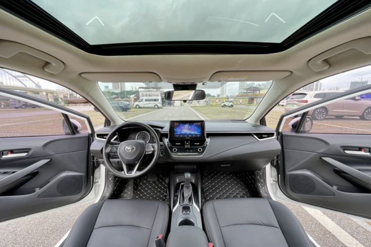 Used Toyota Corolla 2019 1.2T S-CVT GL-i Elite Edition Interior 1