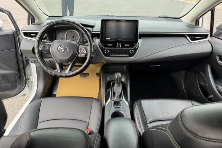 Used Toyota Corolla 2019 1.2T S-CVT GL-i Elite Edition Interior 1