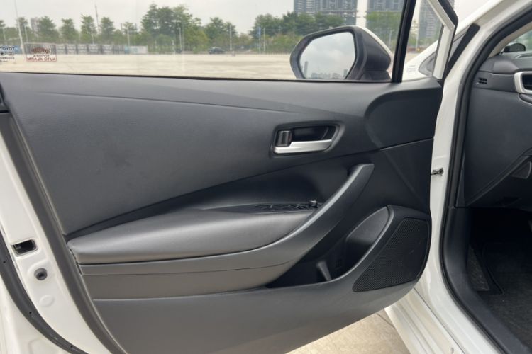 Used Toyota Corolla 2019 1.2T S-CVT GL-i Elite Edition Interior 10