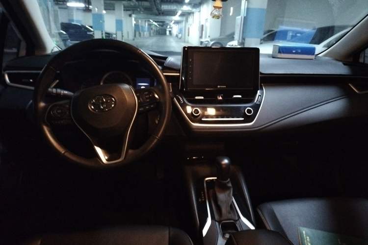 Used Toyota Corolla 2019 1.2T S-CVT GL-i Luxury Edition Interior 2