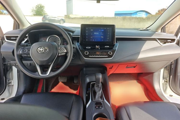 Used Toyota Corolla 2019 1.2T S-CVT GL-i Elite Edition Interior 2
