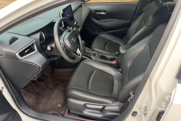 Used Toyota Corolla 2019 1.2T S-CVT GL-i Elite Edition Interior 2