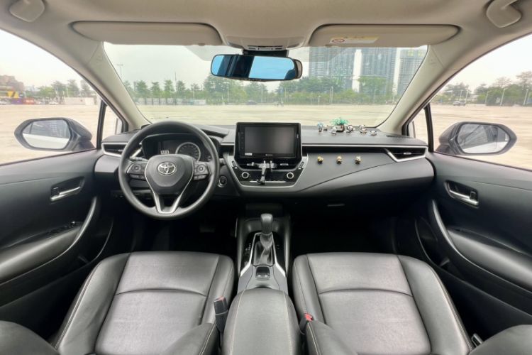 Used Toyota Corolla 2019 1.2T S-CVT GL-i Elite Edition Interior 2