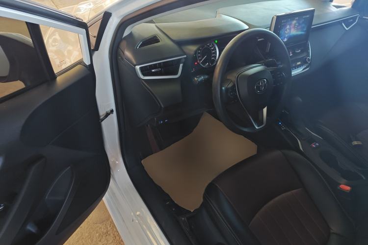 Used Toyota Corolla 2019 1.2T S-CVT GL-i Elite Edition Interior 3