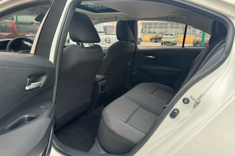 Used Toyota Corolla 2019 1.2T S-CVT GL-i Elite Edition Interior 3