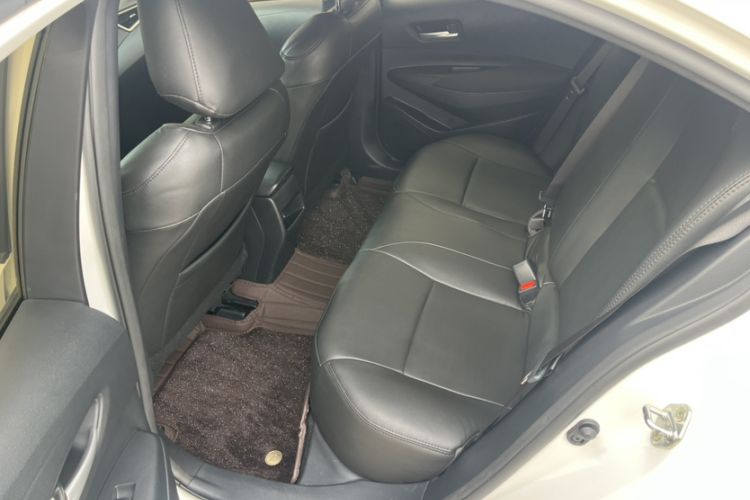 Used Toyota Corolla 2019 1.2T S-CVT GL-i Elite Edition Interior 3