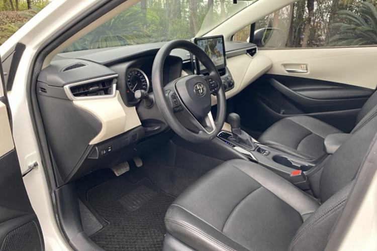 Used Toyota Corolla 2019 1.2T S-CVT GL Pioneer Edition Interior 3