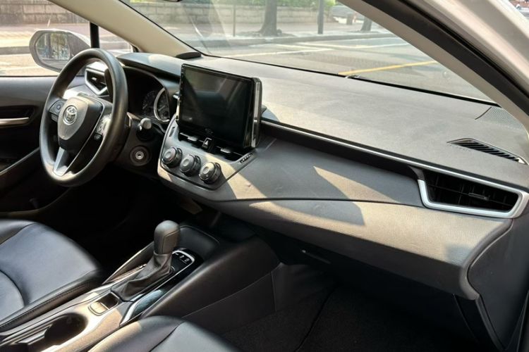 Used Toyota Corolla 2019 1.2T S-CVT GL Pioneer Edition Interior 3