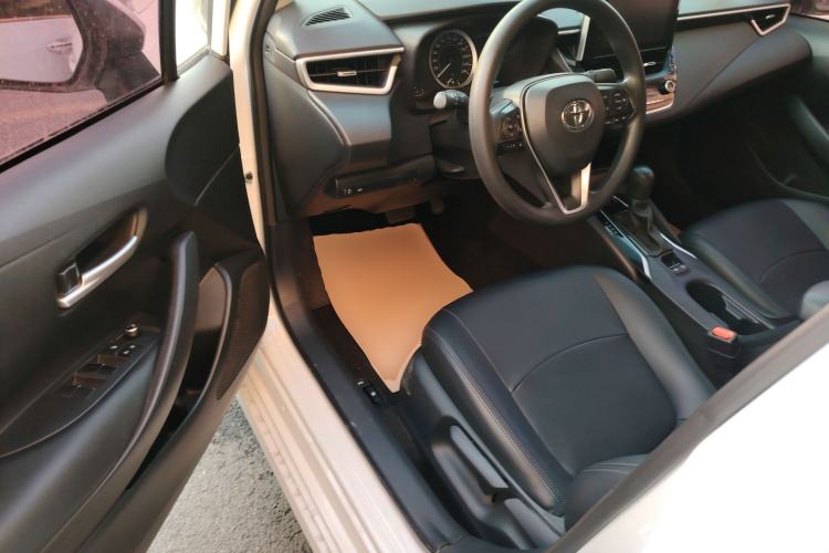 Used Toyota Corolla 2019 1.2T S-CVT GL-i Elite Edition Interior 3