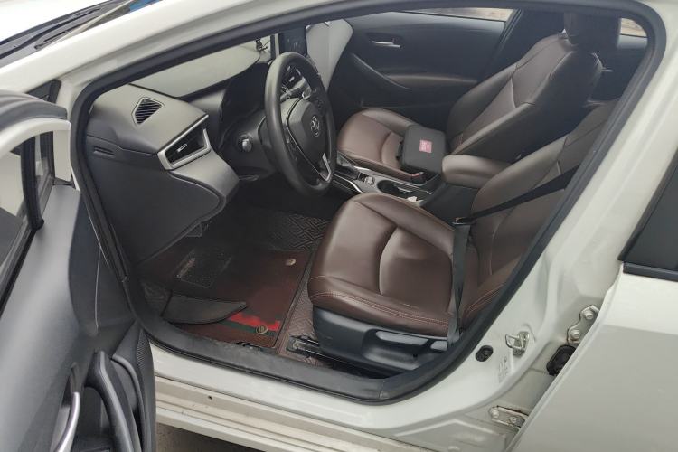 Used Toyota Corolla 2019 1.2T S-CVT GL-i Elite Edition Interior 3