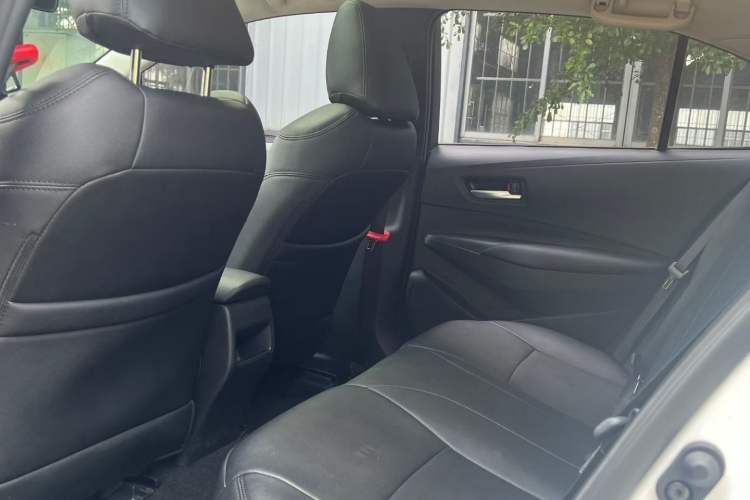 Used Toyota Corolla 2019 1.2T S-CVT GL-i Elite Edition Interior 3