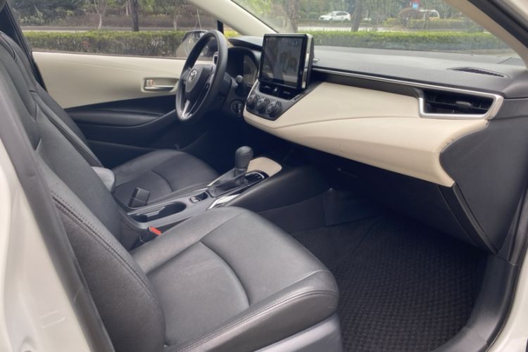 Used Toyota Corolla 2019 1.2T S-CVT GL Pioneer Edition Interior 4