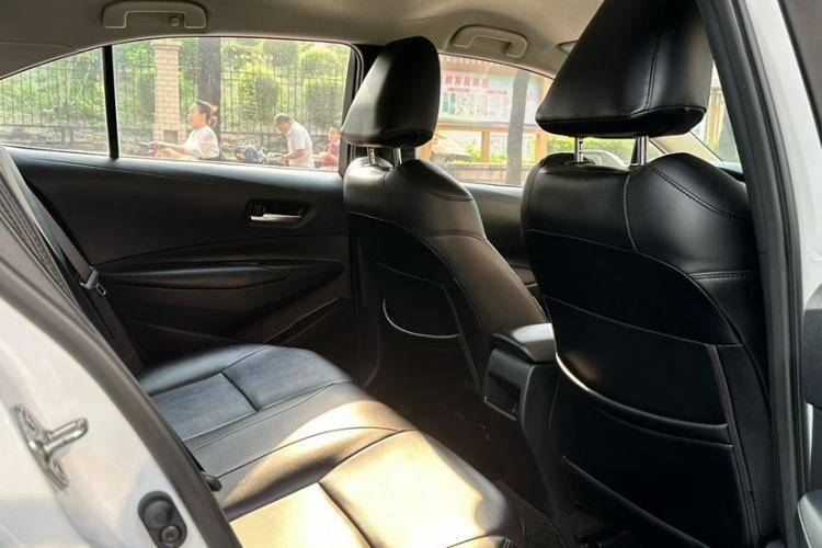 Used Toyota Corolla 2019 1.2T S-CVT GL Pioneer Edition Interior 4
