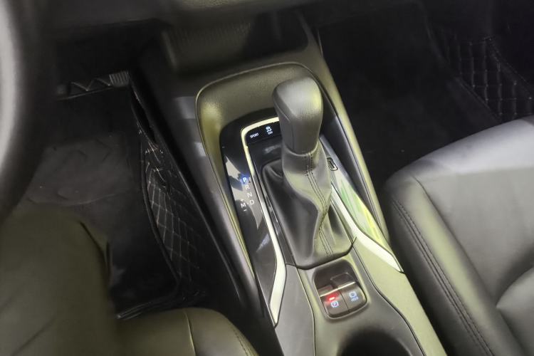 Used Toyota Corolla 2019 1.2T S-CVT GL-i Elite Edition Interior 4