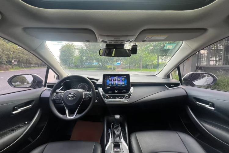 Used Toyota Corolla 2019 1.2T S-CVT GL-i Elite Edition Interior 4