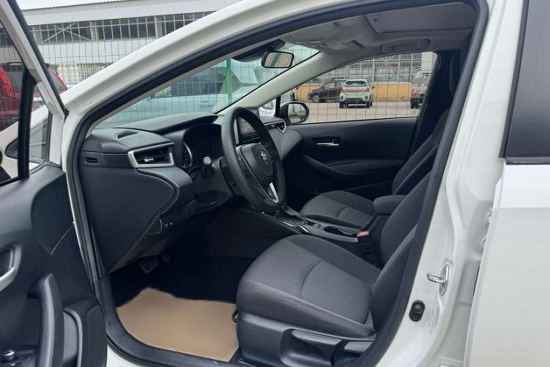 Used Toyota Corolla 2019 1.2T S-CVT GL-i Elite Edition Interior 5