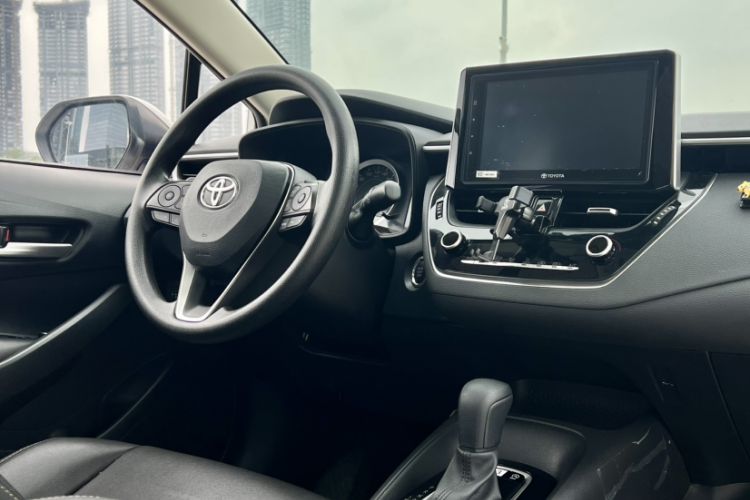 Used Toyota Corolla 2019 1.2T S-CVT GL-i Elite Edition Interior 8