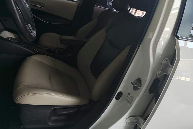 Used Toyota Corolla 2019 1.2T S-CVT GLX-i Flagship Edition Left Front Seat