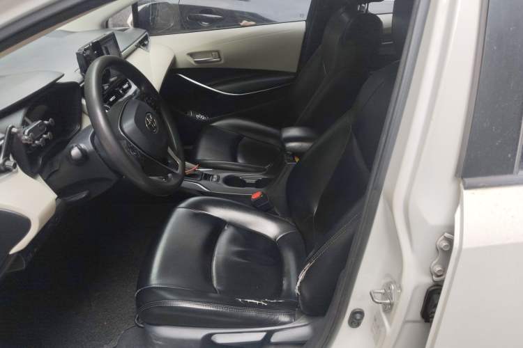 Used Toyota Corolla 2019 Dual-Engine 1.8L E-CVT GL-i Elite Edition Left Front Seat