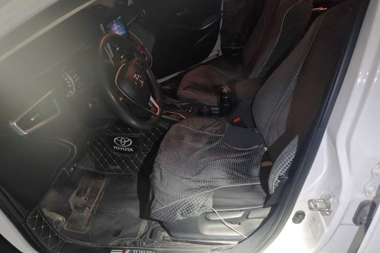 Used Toyota Corolla 2019 Dual-Engine 1.8L E-CVT GL-i Elite Edition Left Front Seat
